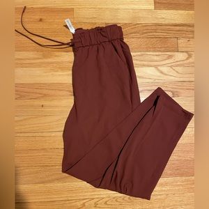 Lululemon 7/8 wide leg maroon pants